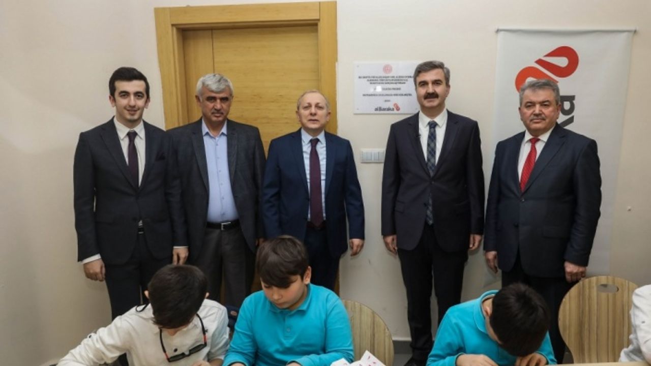 Albaraka Türk'ten Türkiye'nin geleceği çocuklar için "Akıllı Gelecek Projesi"