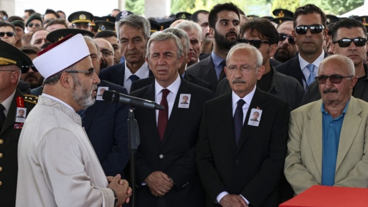 Şehit Özel Harekat Müdürü Kansuva son yolculuğuna uğurlandı