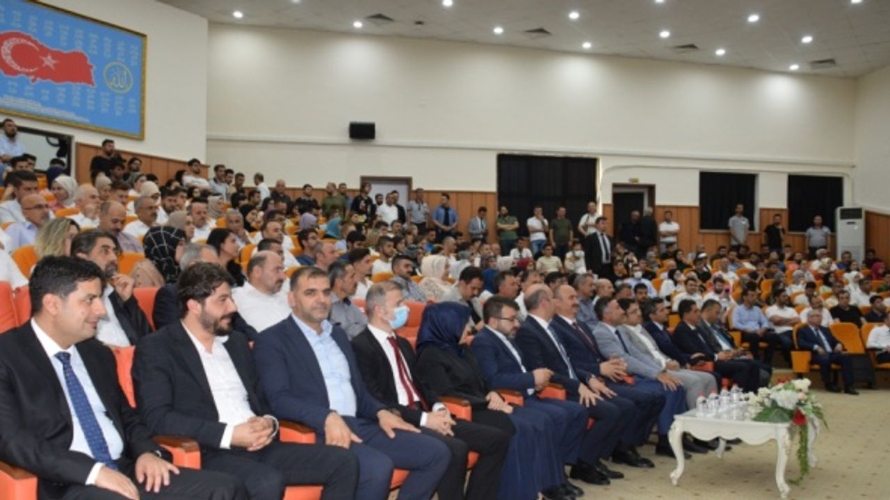 AK Parti Genel Başkan Yardımcısı Ömer İleri, Batman'da temaslarda bulundu