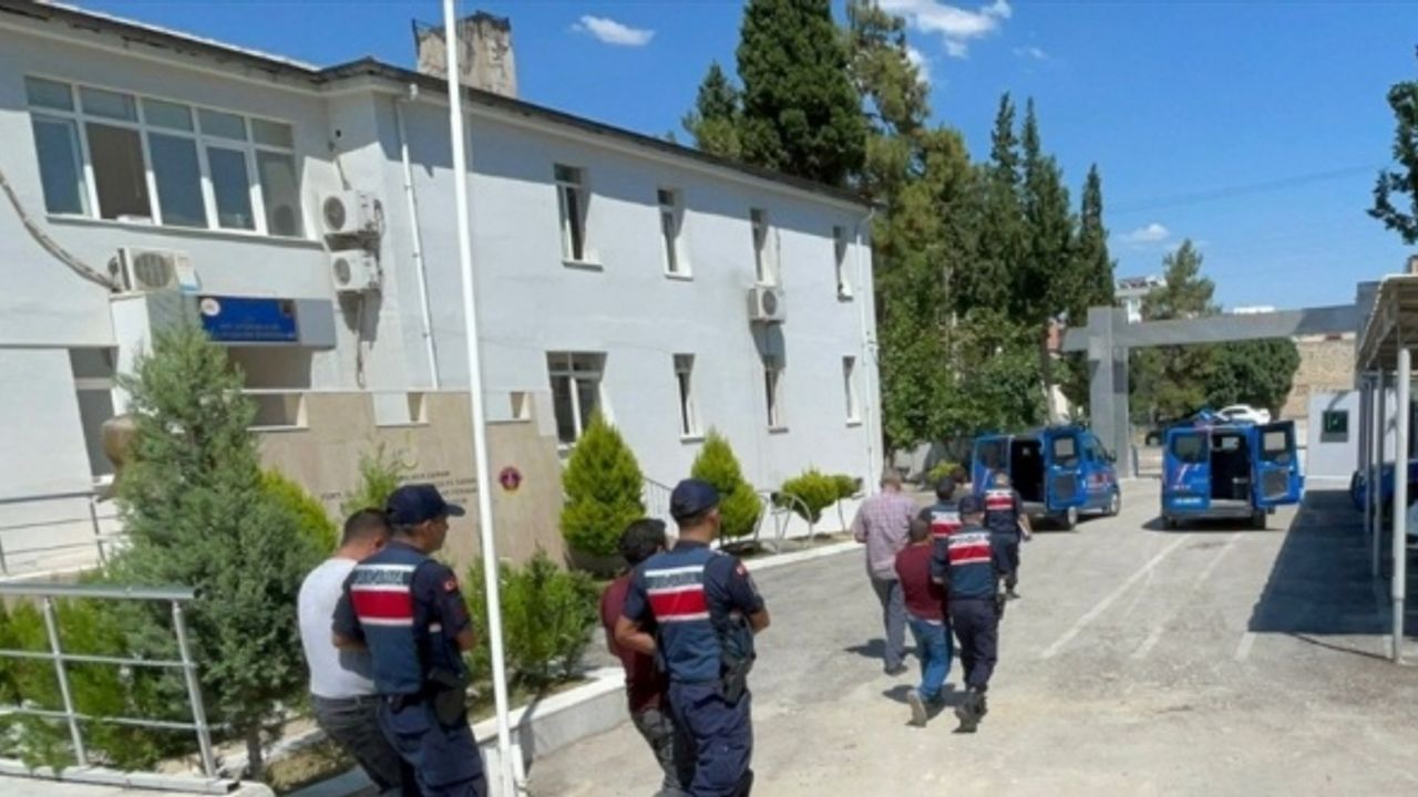 Mersin merkezli hırsızlık operasyonunda 2 şüpheli tutuklandı