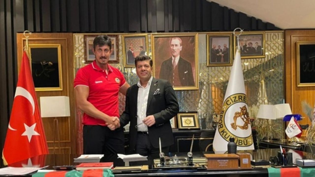Cizre Belediyespor Erkek Voleybol Takımı, başantrenör Burak Hascan ile anlaştı