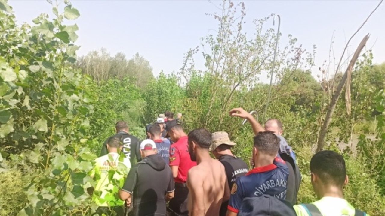 Diyarbakır'da Dicle Nehri'nde kaybolan çocuğun cesedi bulundu