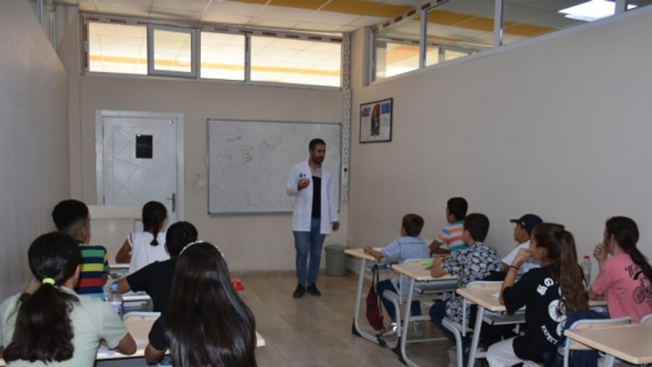 Şırnaklı gençler belediyenin açtığı merkezin katkısıyla üniversiteli oldu