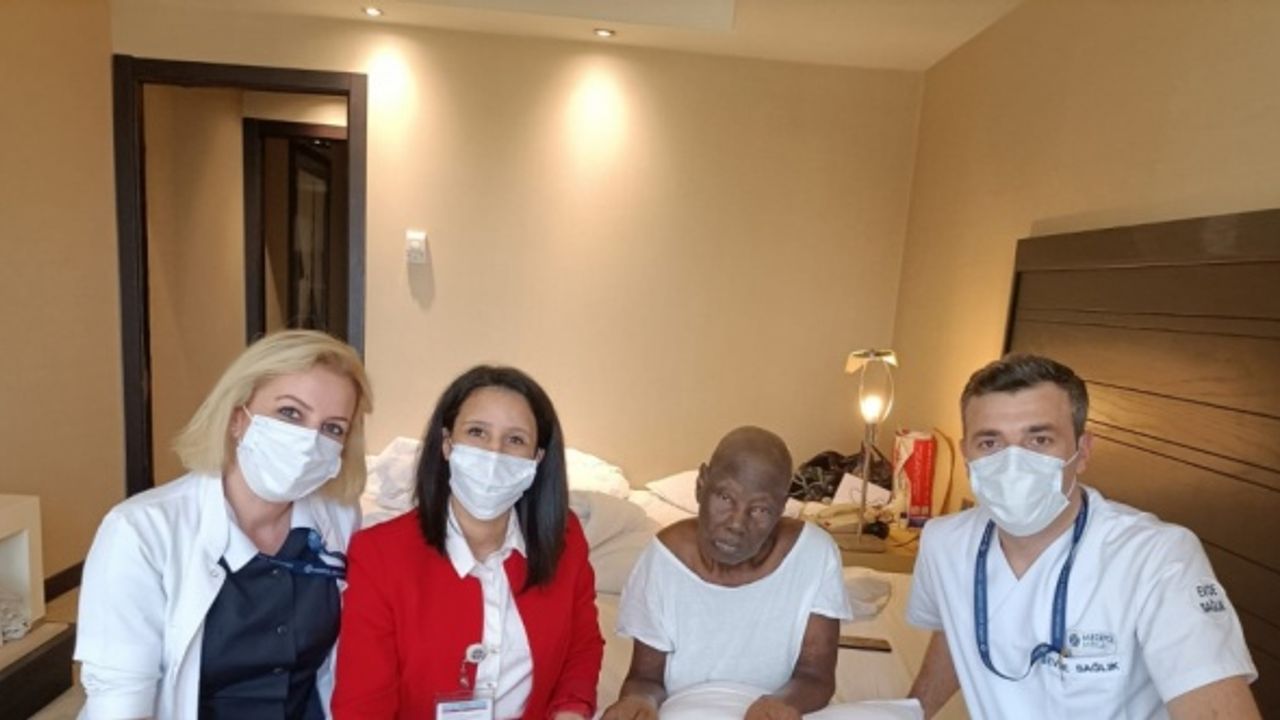 Tedavi için 3 ülke gezen Kongolu hasta şifayı Türkiye'de buldu
