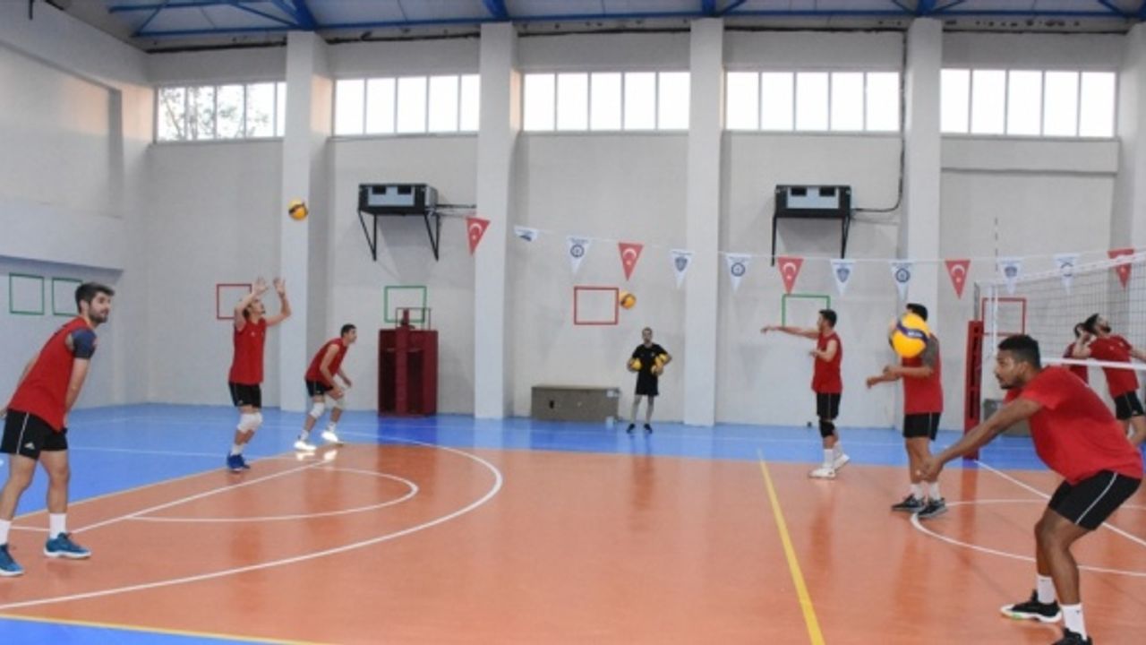 Balkan Kupası'nda mücadele edecek Cizre Belediyespor hazırlıklarını sürdürüyor