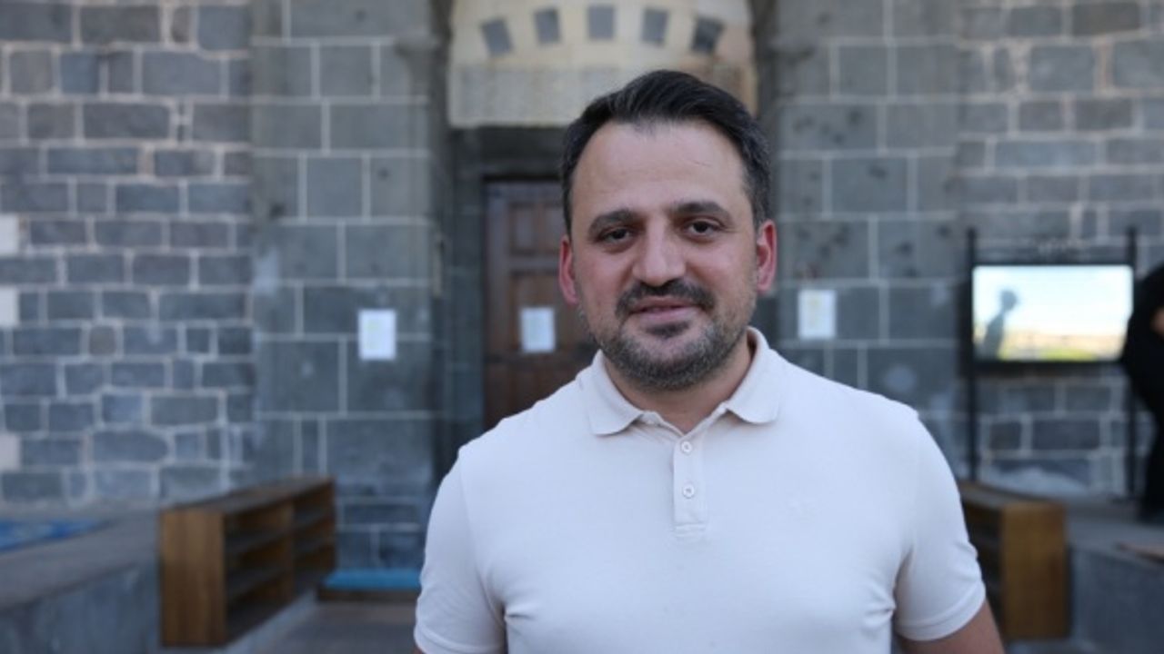 Diyarbakır'da TÜGVA Yaz Okulu Projesi kapsamında yürüyüş düzenlendi