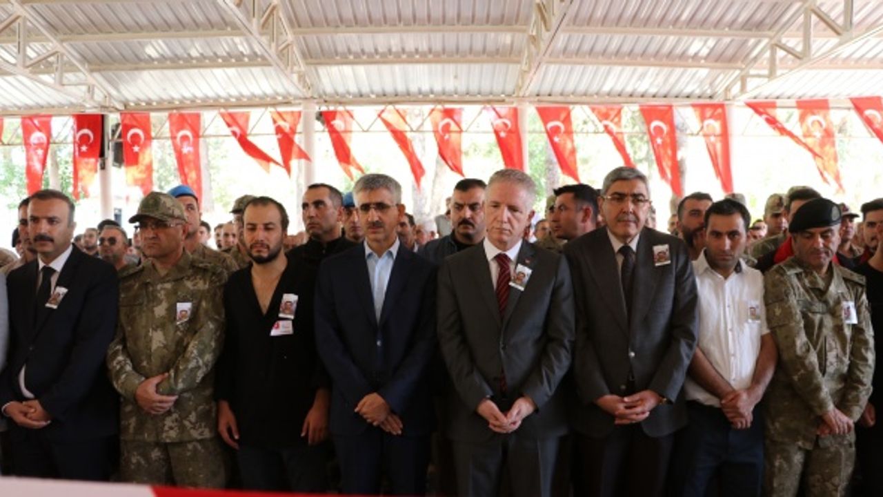Şehit İsmet Aybek, Gaziantep'te son yolculuğuna uğurlandı