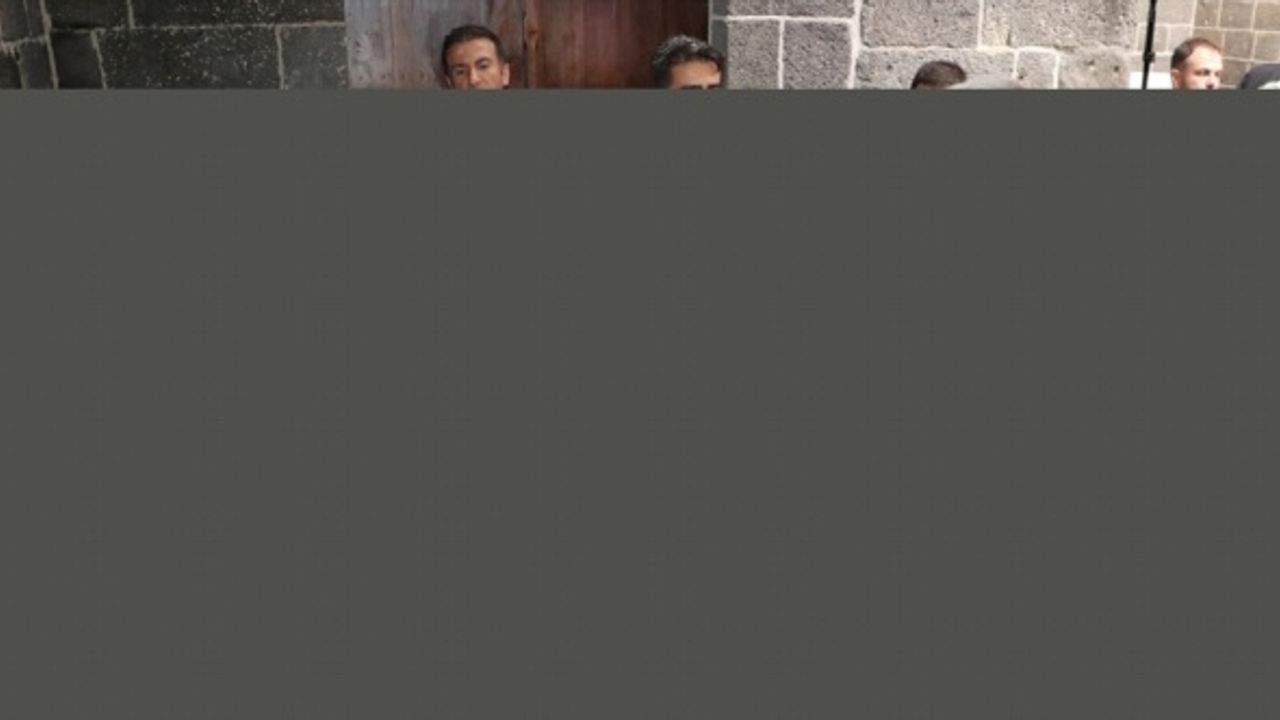 Bakanı Ersoy "Sur Kültür Yolu Festivali"nin gala programında konuştu: