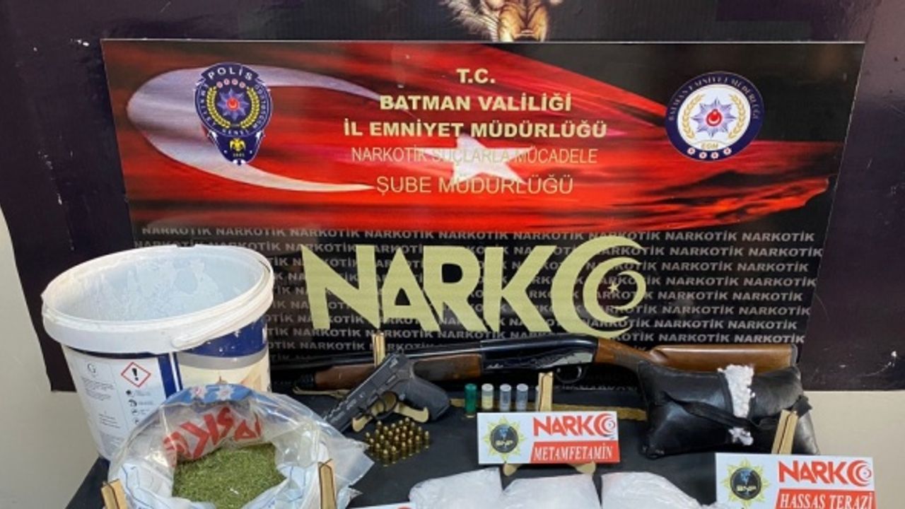 Batman merkezli 6 ilde "Kökünü Kurutma Operasyonu"nda 25 şüpheli yakalandı