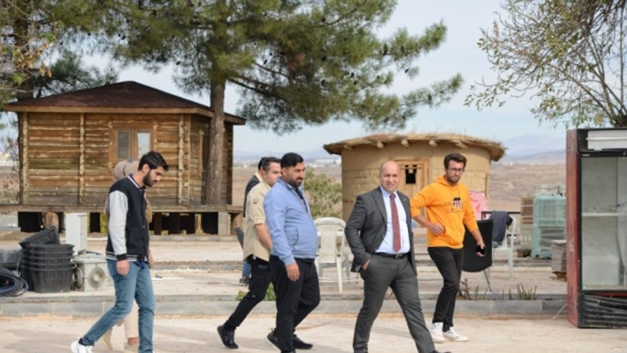 Diyarbakır'da Devegeçidi Recai Kutan Piknik Alanı'nın yapımı sürüyor