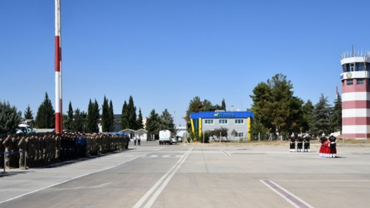 Fırat Kalkanı Harekatı bölgesinde 1 polis şehit oldu