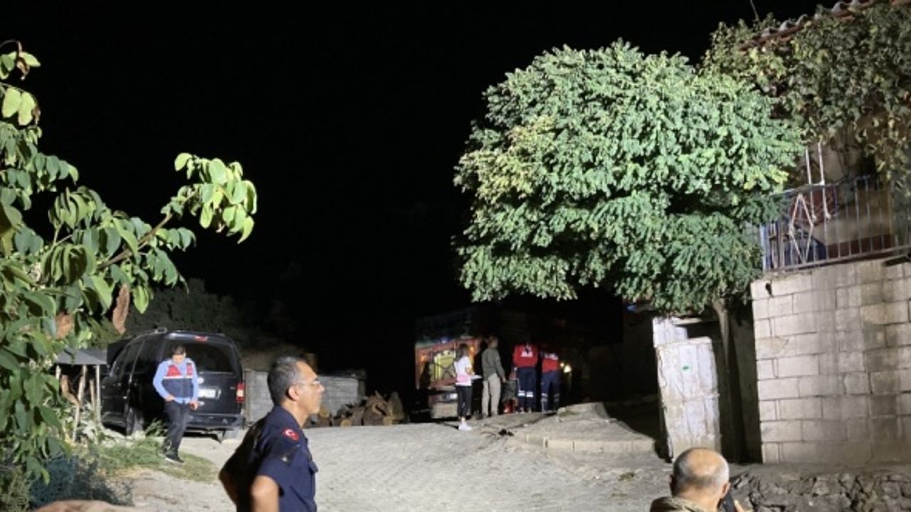 Gaziantep'te anne ve oğlunun yaşamını yitirdiği silahlı saldırıyla ilgili bir şüpheli yakalandı