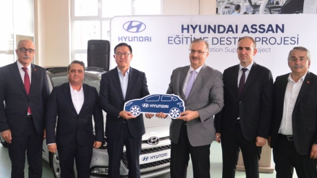 Hyundai'den Sakarya'daki meslek lisesine araç ve atölye desteği