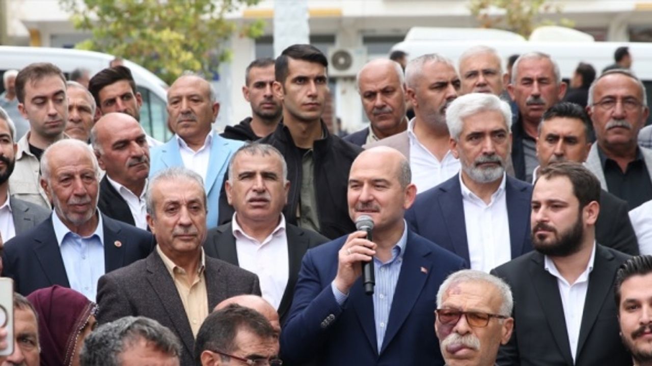 İçişleri Bakanı Soylu, Diyarbakır Çınar ve Bismil'de vatandaşlarla buluştu: