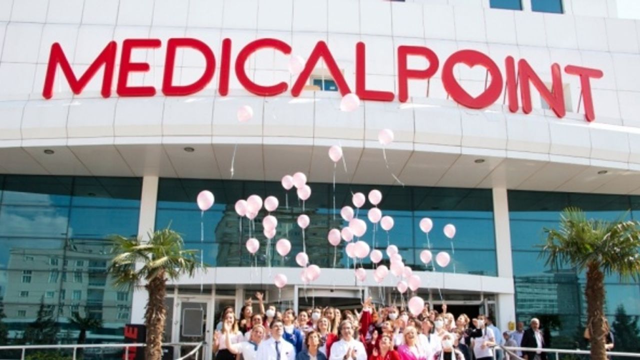 Medical Point Gaziantep'te "Pembe Ekim Farkındalık Etkinliği" gerçekleştirildi
