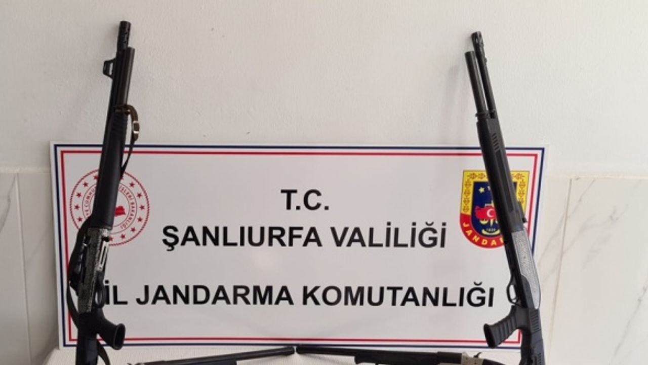 Şanlıurfa'da silah kaçakçılarına yönelik operasyonda 5 zanlı yakalandı