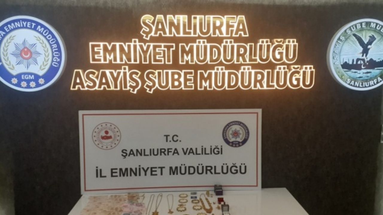 Şanlıurfa'da telefonla dolandırıcılık yaptıkları iddiasıyla 3 şüpheli yakalandı