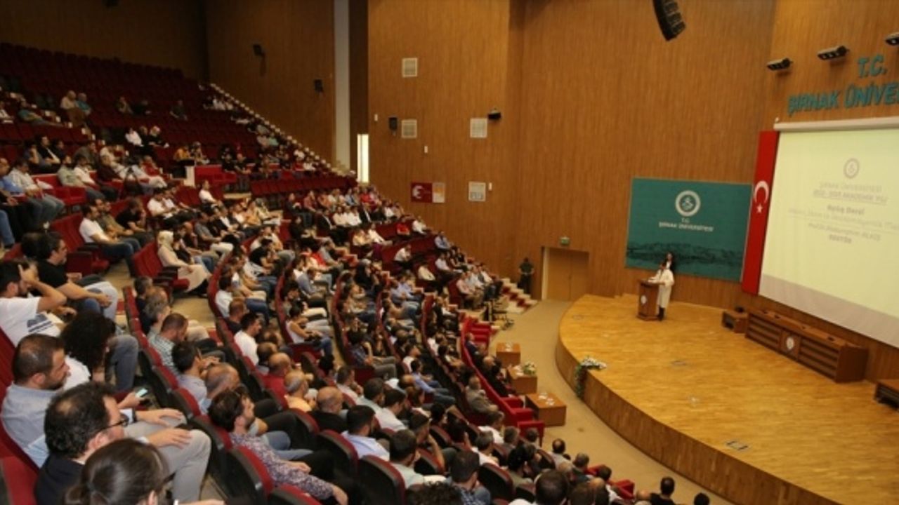 Şırnak Üniversitesinde akademik yıl açılış töreni yapıldı