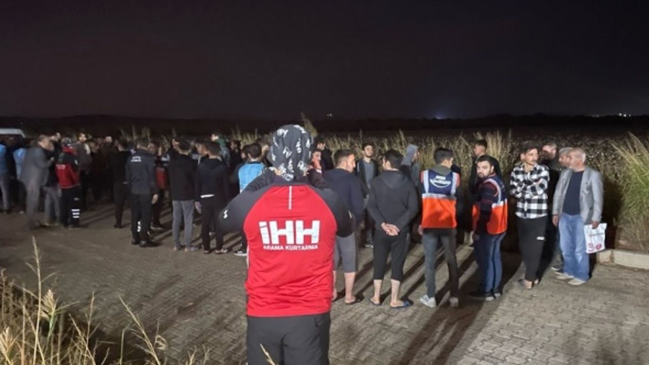 Gaziantep ve çevre illerde "Deprem Anı, Çök Kapan Tutun ve Tahliye" tatbikatı yapıldı