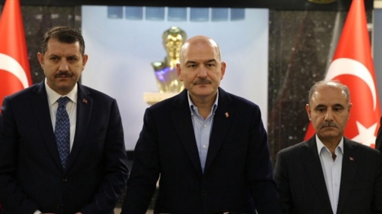 İçişleri Bakanı Soylu, "Zincir 2" ve "Kökünü Kurutma Operasyonu"na ilişkin Şanlıurfa'da konuştu: (1)