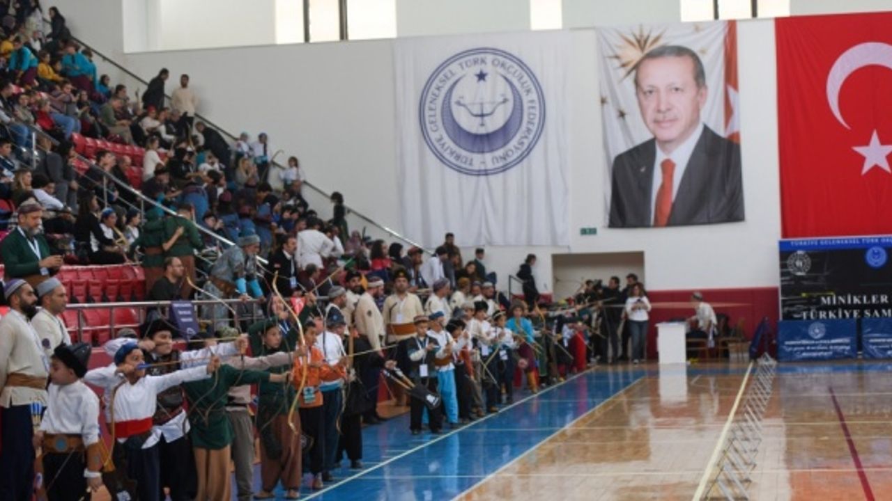 Okçulukta Minikler Salon Türkiye Şampiyonası, Gaziantep'te başladı