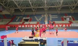 Cizre Belediyespor Erkek Voleybol Takımı, yeni sezon hazırlıklarına başladı