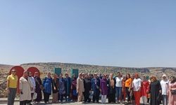 Diyarbakır'da kırsalda yaşayan kadınlar proje kapsamında tarihi ve ören yerlerini gezdi