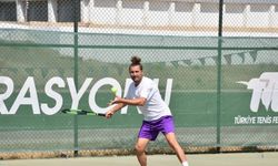 Şırnak'ta Tenis Doğu ve Güneydoğu Anadolu Takım Şampiyonası müsabakaları sürüyor