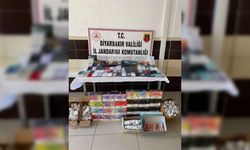 Diyarbakır'da kargo firmasına ait kamyonda kaçak 291 cep telefonu ele geçirildi