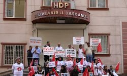 Evladını terörün pençesinden kurtarmak isteyen 5 aile daha oturma eylemine katıldı