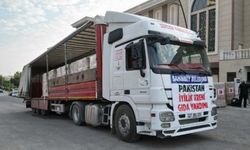 Gaziantep'ten sel felaketin yaşandığı Pakistan'a 2 tır yardım gönderildi