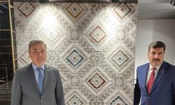 Kazakistan'ın Ankara Büyükelçisi Sapiyev, Güneydoğulu halıcıları ziyaret etti