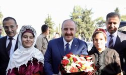 Sanayi ve Teknoloji Bakanı Varank, Adıyaman'da destek projelerinin imza töreninde konuştu: