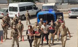 Şanlıurfa'da otomobilden hırsızlık yaptıkları iddiasıyla 3 şüpheli tutuklandı