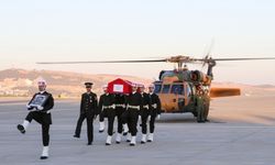 Şehit Ulaştırma Sözleşmeli Piyade Er Ayberk'in naaşı memleketi Gaziantep'e getirildi