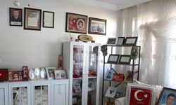 Eşinin şehit düştüğü Aktütün'den getirdiği toprağı evinde saklıyor