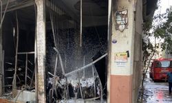 Gaziantep'te ecza deposunda çıkan yangın söndürüldü