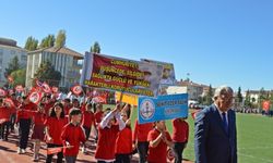 Gölbaşı'nda 29 Ekim Cumhuriyet Bayramı törenle kutlandı