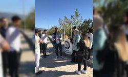 İslahiye'de polisi üniversite öğrencilerini broşürle bilgilendirdi