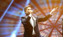 İzzet Yıldızhan Sur Kültür Yolu Festivalinde sevenleriyle buluştu