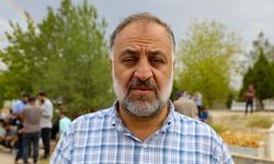 Kurban eti dağıtırken katledilen Yasin Börü ve arkadaşları mezarları başında anıldı