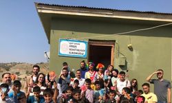 Siirt Üniversitesi öğrencileri köy çocuklarıyla bir araya geldi