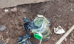 Diyarbakır'da toprağa gömülü bidonda 3 kilogram esrar ele geçirildi