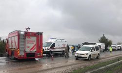 Diyarbakır'da yolcu otobüsü şarampole devrildi
