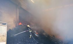 GÜNCELLEME - Gaziantep'te tekstil fabrikasında çıkan yangın kontrol altına alındı