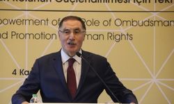 Kamu Başdenetçisi Şeref Malkoç "Ombudsman Diyarbakırlılarla Buluşuyor" programına katıldı