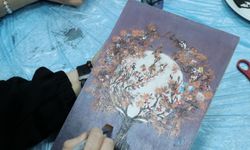 Siirt'te atık odun ve ağaç parçaları el sanatları kursunda kullanılıyor