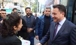 DEVA Partisi Genel Başkanı Babacan, Adıyaman'da vatandaşlara seslendi: