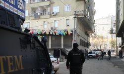 Diyarbakır merkezli 9 ilde terör örgütü PKK'ya yönelik operasyonda 14 kişi yakalandı