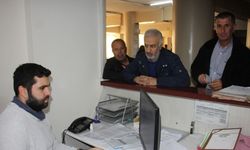 Gaziantep, Kahramanmaraş ve Kilis'teki SGK müdürlüklerinde EYT'lilerin yoğunluğu sürüyor